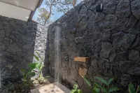 Casa La Jolla Luxury Tropical Beachside Escape in Hacienda Pinilla, Costa Rica