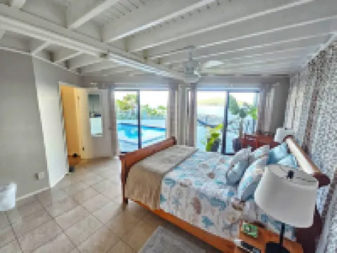 Oceanfront Villa-Private Pool-Panoramic Views -Sleeps 12