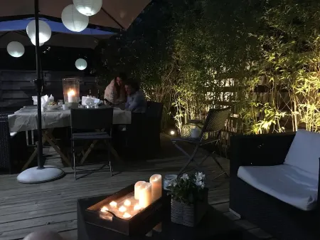 A charming villa with Cap Ferret lighthouse.