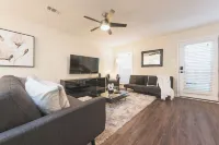 Family GA Horse Park Home, Sleeps 5 - 3-Star