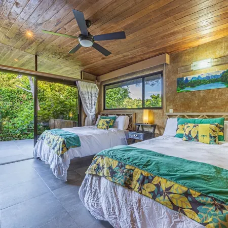 Encantada- Brand New Villa, Truly Spectacular with Mountain and Ocean Views Отели в г. Савегре