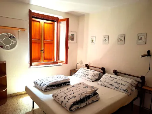 Welcoming cozy apartment in a quaint medieval village