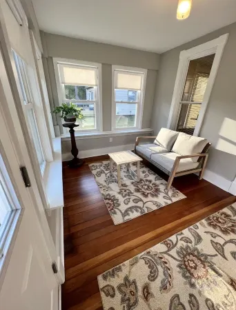 Cedar Falls Gem: Vintage Home With Modern Comforts Near Historic Downtown!