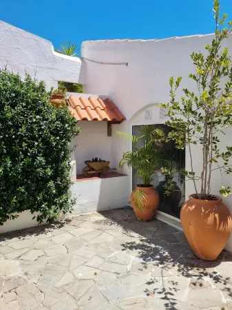 Castle House and Beach Отели в г. Синиш