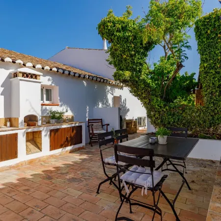 Monte da Luz - House of the Parreira