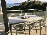 Holiday house right on Mollymook beach