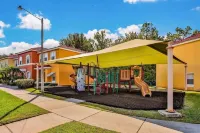 8 miles from Disney! 2 resort pools! Hotels near Mindy O Water Park