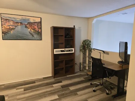 Saegert Ranch Oasis: 4BR/2.5BA