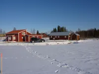 Large high standard holiday house, sauna, outdoor pool, boat Hotels in 