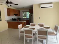 Charming 5 Bedroom/5 Bathroom Villa Walking Distance to the Center of Town