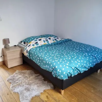 4-bedroom apartment with balcony