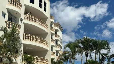 Rincon Ocean Luxe - Le Paradis Royal Отели в г. Ринкон