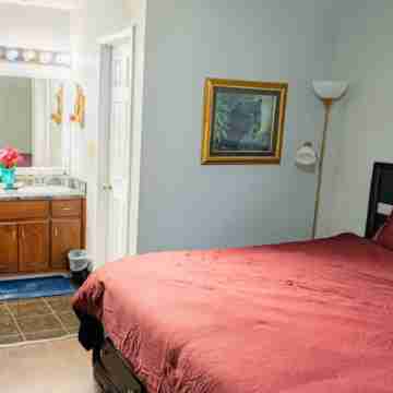 Cheerful 3-Bed Room Home in Columbus, MS Rooms