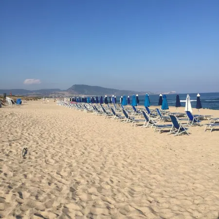 directly on the sea new apartment with garden and swimming pool