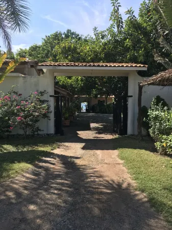 Private beach front home. Renowned surfing destination. Playa la Saladita.