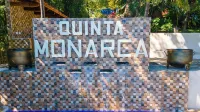 Quinta Monarca a beautiful house with private access to the lake Hotels in 