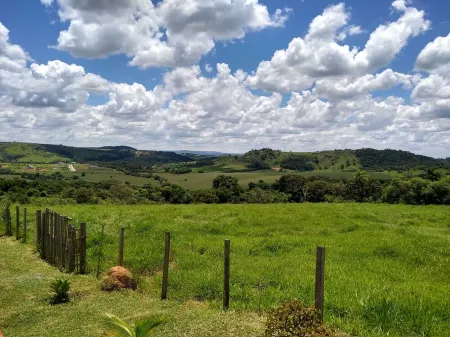 SÍTIO BOA VISTA - NATURE CORNER - ITUPEVA Отели рядом с достопримечательностью «Wet'n Wild»