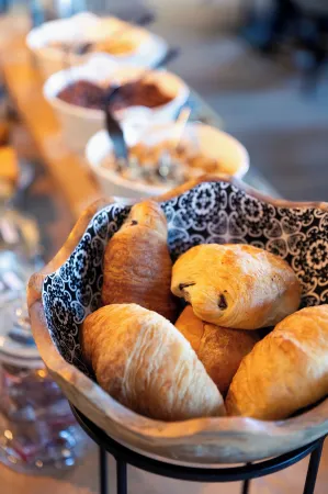 Grand hotel de la Gare Toulon – Boutique Hôtel Отели рядом с достопримечательностью «National Navy Museum of Toulon»