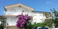 Family holiday fun on the Croatian Mediterranean coast  호텔