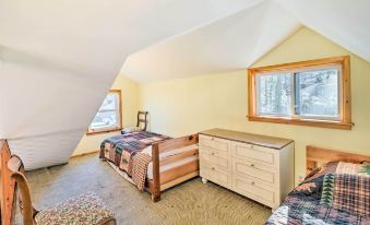 Cozy Tannersville Gem - Ski, Hike, Explore!