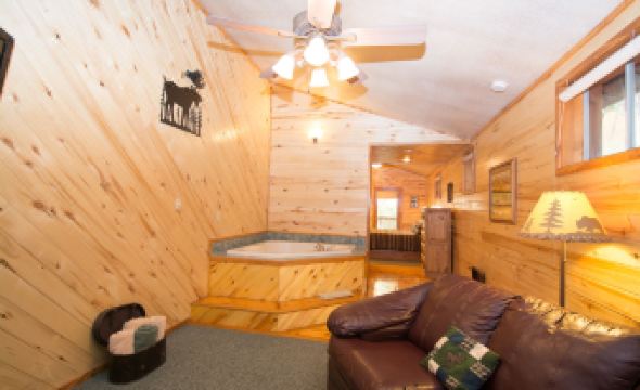 Upper Canyon Inn & Cabins