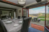 Marhayes Hotels in Camelford