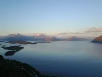 Stunning views to the mountains and sea, sleeps 6people. Hotels in Gurskoy