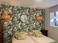 Apartamentos de Montaña Mendiola - Casa Ferran-Casa Karrikaburu Hotels in Aunamendi