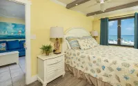 Island Winds West by Brett Robinson Vacations