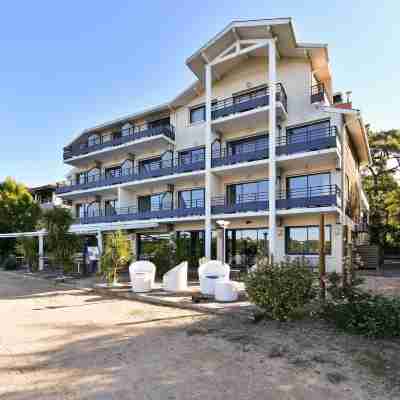 Hôtel Le Pavillon Bleu Hotel Exterior