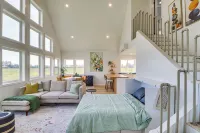 Kalispell Mountain Getaway w/ Hot Tub & Fire Pit! - 民泊
