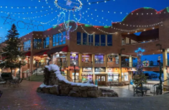 Trailhead Lodge One Bedroom 801 Condo by RedAwning