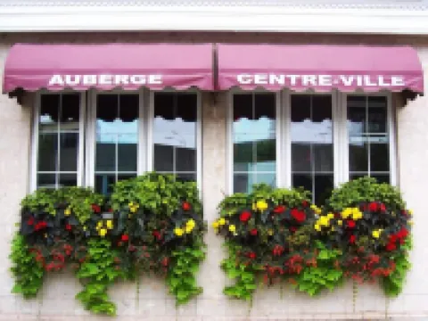 Auberge Centre Ville Hotels in Chicoutimi