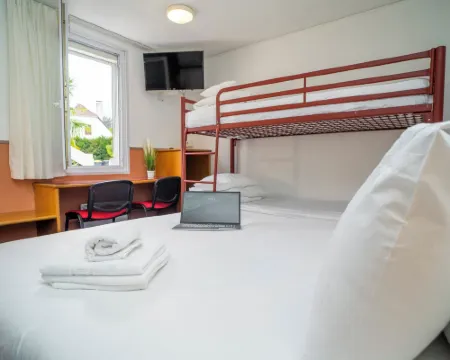 Quick Palace Pau Zénith Hoteles en Pau