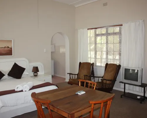 Karoopark Guest House Hotels in Graaff-Reinet