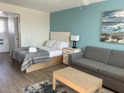 濱海套房 - 聖丹斯度假飯店 Diamond Beach附近的飯店