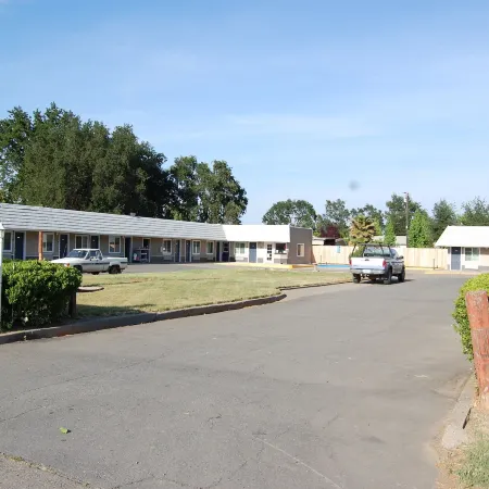 Pacific Motel