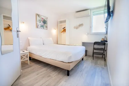 Logis Hôtel- Hôtel Restaurant le Rialto Отели в г. Сестероль