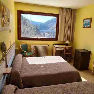Garabit Hôtel Rooms