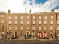 Premier Suites Dublin, Leeson Street Hotels near RHA School