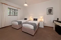 La Galiniere Guest Cottages