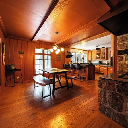 Pov Lake Resort & Glamping Campground