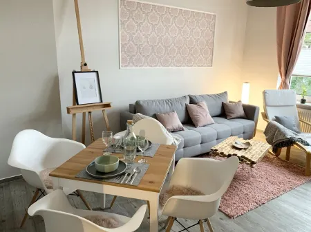 Premium city apartment * underground parking, Netflix, Prime *