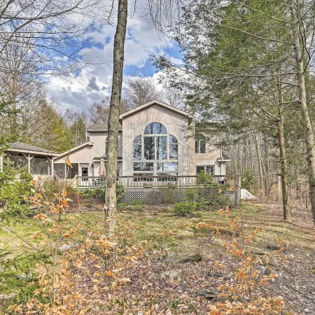 Pocono Lake Paradise w/ Private Beach & Dock!