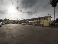 Sky Riders Motel - モーテル