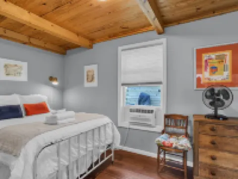 近小徑和小鎮的山地Koru兩卧室小屋 塔克縣酒店