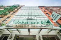 Hotel Mulberry Hotel dekat Chinatown - Little Italy
