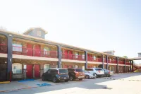 Home Place Inn - Motels
