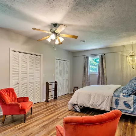Renovated Home on Watauga River, by Boat Ramp