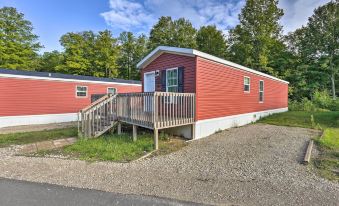 Pet-Friendly Cassoplis Cabin, Close to Parks!